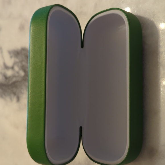 Kate Spade New York case for glasses NWOT -green - Picture 8 of 8